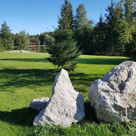 公寓 Radhostsky Rybnik 特罗亚诺维采